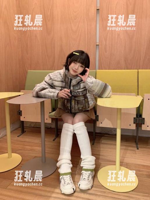 下载51吃瓜网后，渐渐被分享的新内容吸引，停不下来。