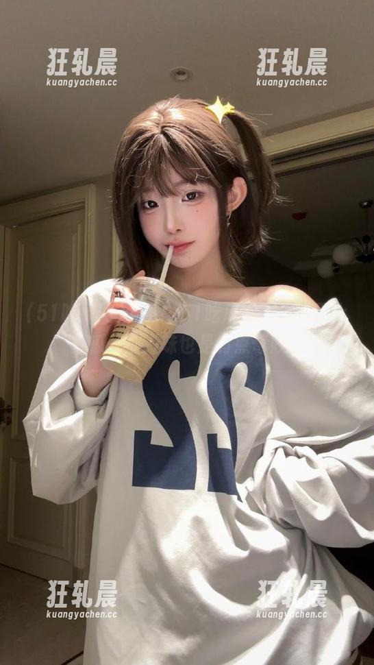 下载个51吃瓜网，观看天上掉瓜，那滋味也是有点奇妙。