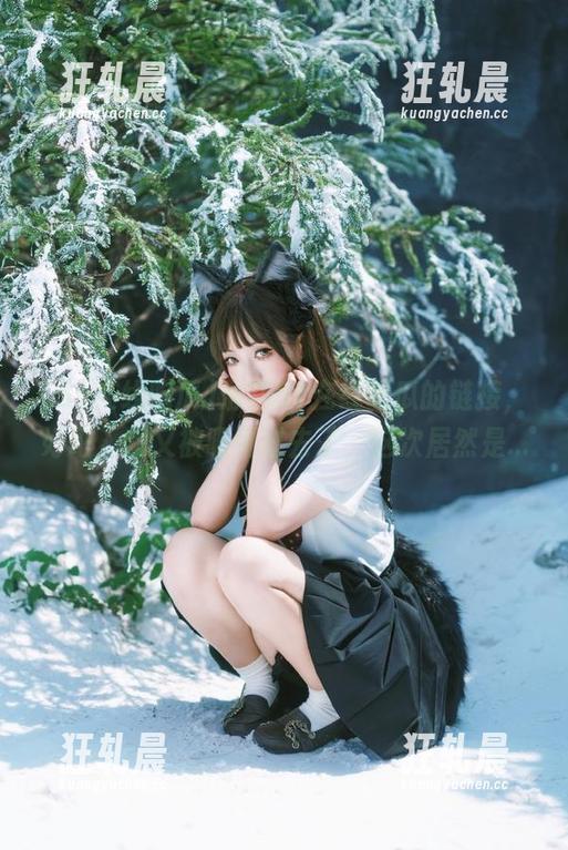 滑到51在线吃瓜的链接，好吧，我又被吸引过去了，这次居然是...