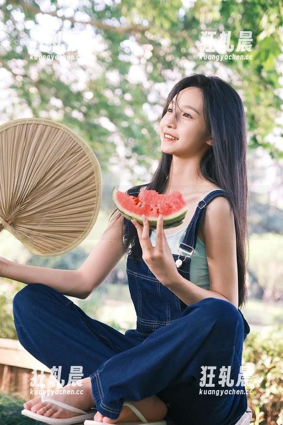 今天又在91吃瓜网网址里被各种信息轰炸，没完没了的纠结感