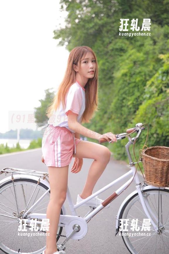 被91黑料app的污论坛吸引，早知如此我就该早点来！