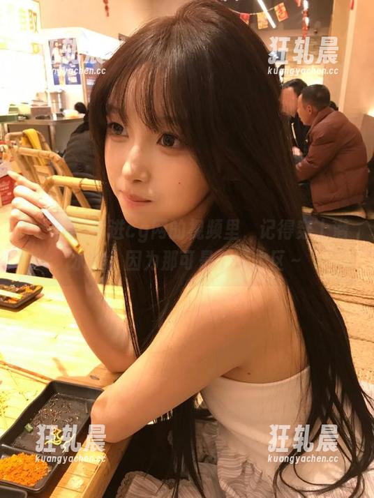 掉进cg网的视频里，记得穿上潜水服，因为那可是个深水区～