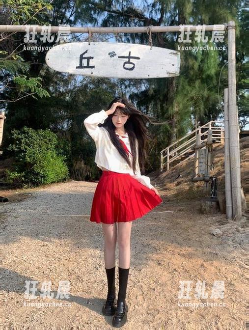 www.51 www.51cg1.info苹果版:一边吃瓜一边沉默,隔着屏幕都能感受到热闹!