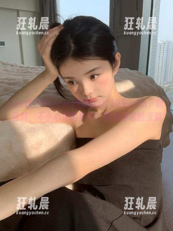 使用zztt155.ccm下载黑料，不小心深陷其中，看着神秘的深渊…