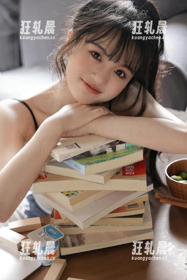 人人吃瓜网 用了人人吃瓜网苹果版,吃瓜这件事变得显得...更有仪式感了。