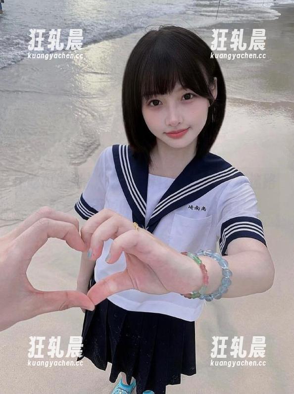 “吃瓜黑料在线”，永不迷路，就像撇不掉的八卦总在耳边响起。