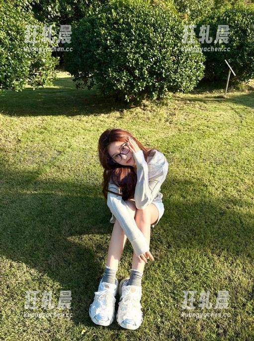 吾爱吃瓜：这个永久黑料就像老酒，越陈越香啊！