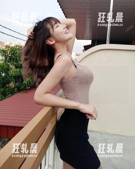 每次在黑料不打烊155fun网站潜水，都有种“今天也有新的瓜可以剥”的激动。