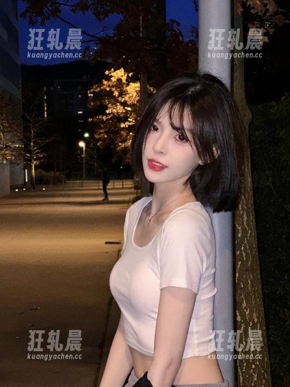 黑料不打烊 黑料不打烊首页:今天的瓜,吃到手软,嘴巴跟不上脑子了!