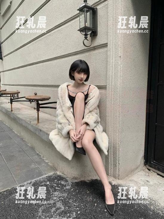 登录黑料吃瓜网站，轻松就能收集一堆“料”，我这是在追剧还是在追人啊？