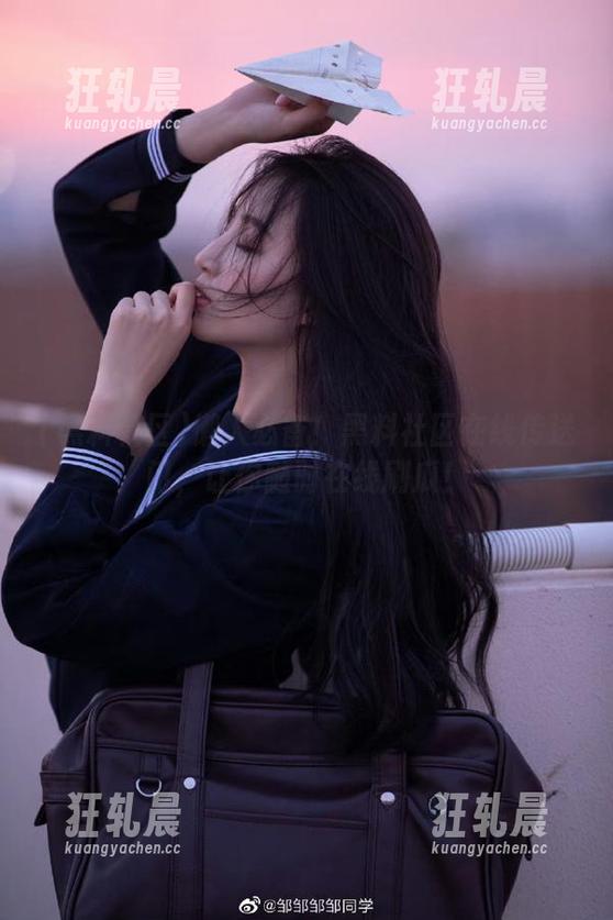 懒人必备！黑料社区在线传送门，让你随时在线刷瓜！