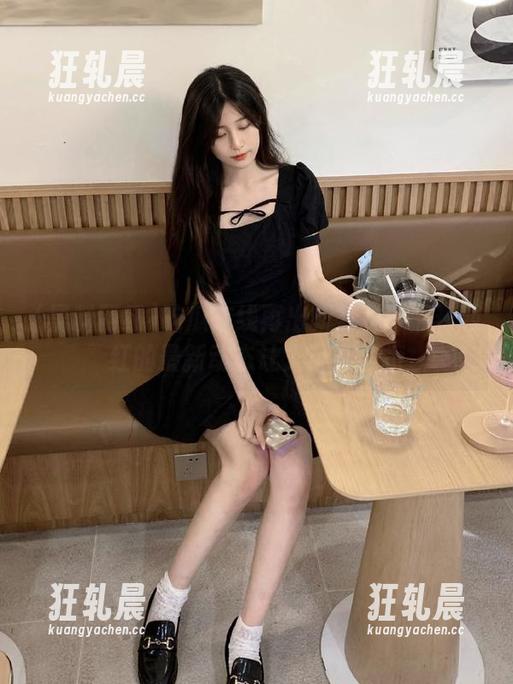 吃瓜在线再出新花样！黑料网红的最新动态让人目不暇接